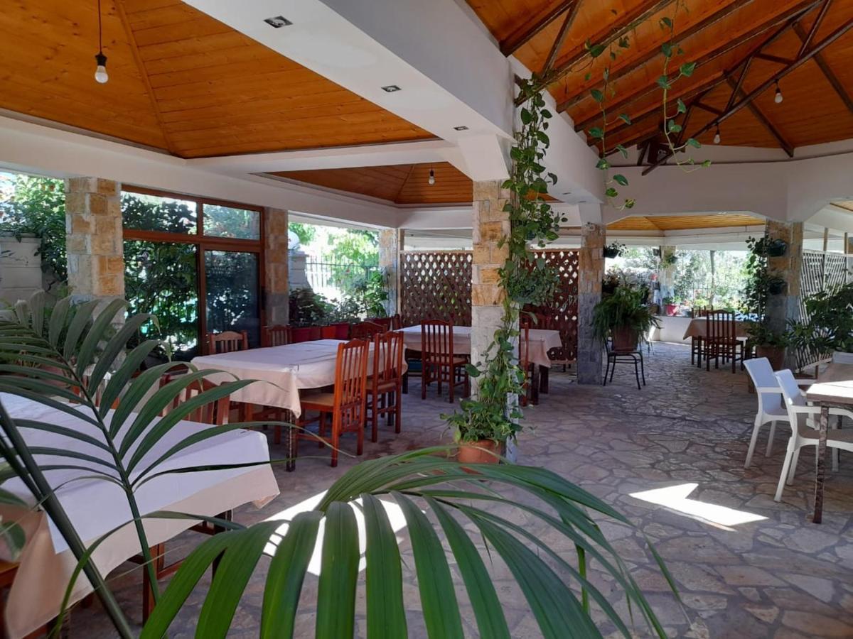 Bar Restorant Hotel Altini Vlore Luaran gambar