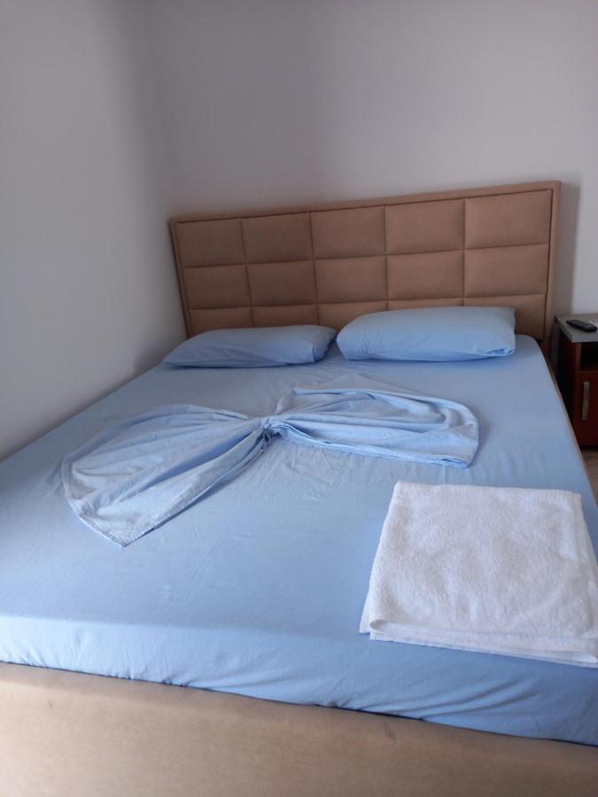 Bar Restorant Hotel Altini Vlore Luaran gambar