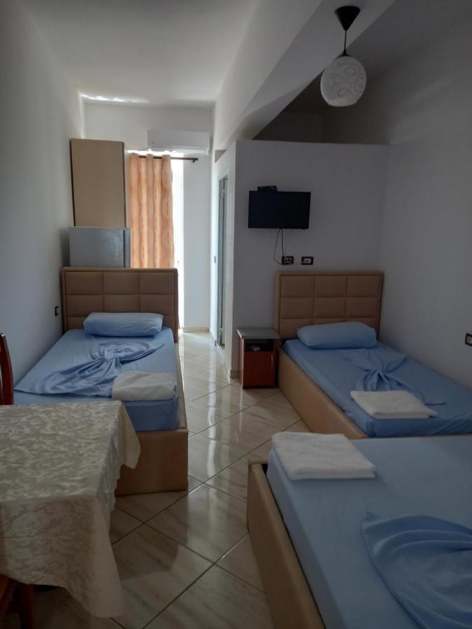 Bar Restorant Hotel Altini Vlore Luaran gambar